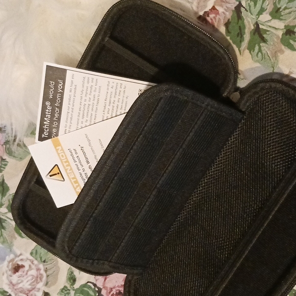 Techmatte carring case for Ninendo Switch. NWOT. - Picture 5 of 5
